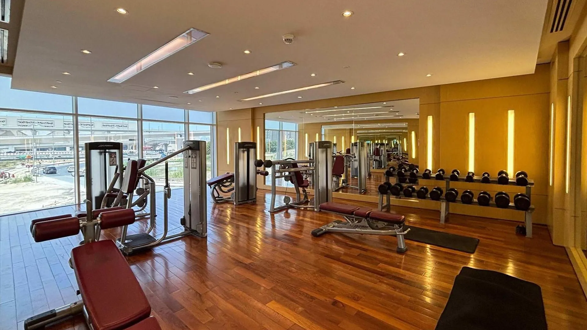 Frank Porter - Damac Tower 108 - 1Br Dubai 0*,  United Arab Emirates